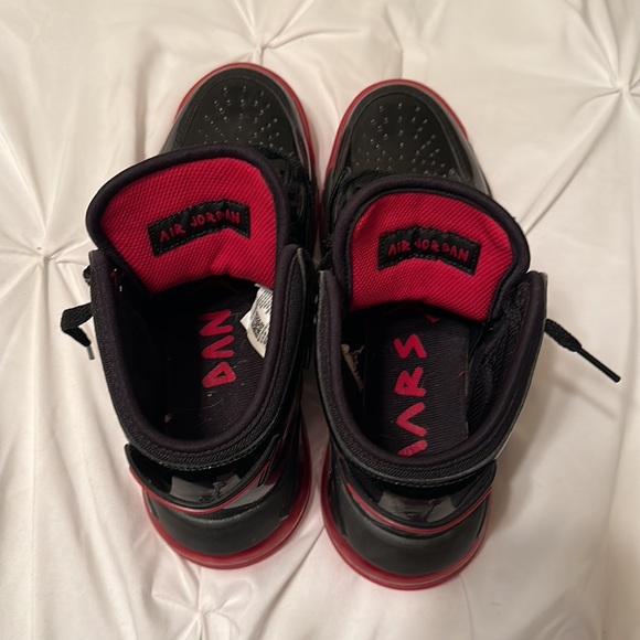 Air Jordan Mars size 5.5Y - Picture 4 of 4
